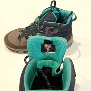 Botas montaña niño/niña Talla 35 impermeables