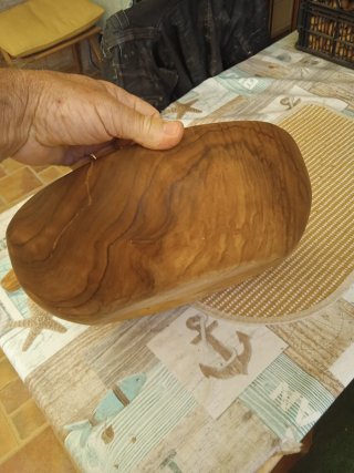 Ensaladera de madera de olivo