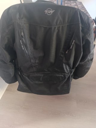 Chaqueta de moto negra try motor