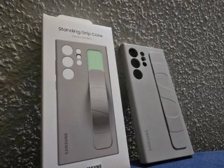 Funda Samsung S24 Ultra Standing Grip Case