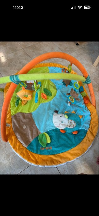 Manta de actividades para bebé con diseño de búho