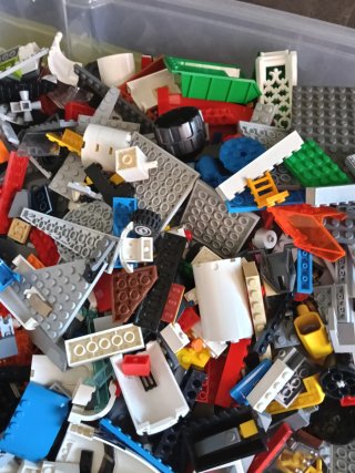 Lotto di 8kg di pezzi LEGO
