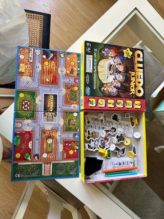 Cluedo Junior: El caso de la tarta desaparecida