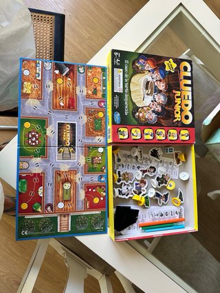 Cluedo Junior: El caso de la tarta desaparecida