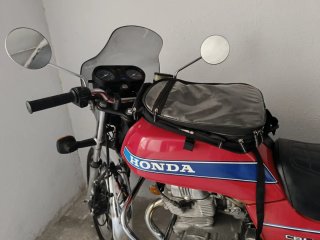 Honda CB400N Roja y Negra