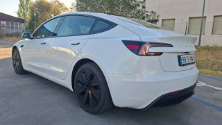 Tesla Model 3 Highland RWD 283cv 60kWh 2024