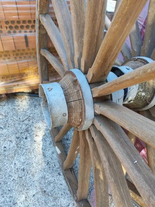 Ruedas de Carro de Madera