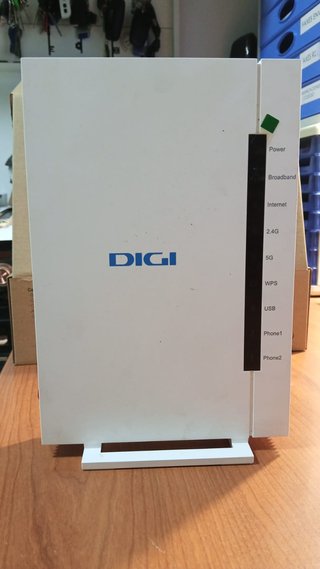 Router ZTE ZXHN H3600 + ONT