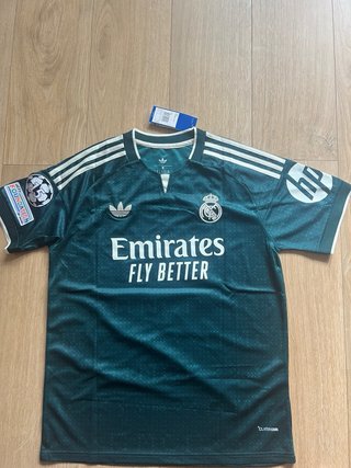Camiseta Real Madrid Yan Diomande 25