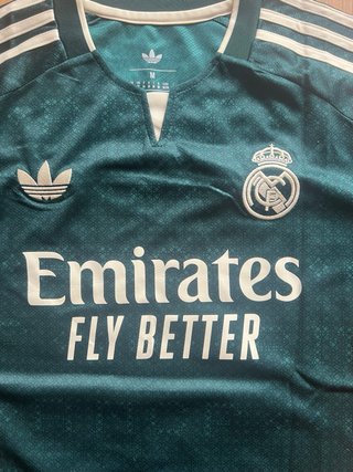 Camiseta Real Madrid Yan Diomande 25