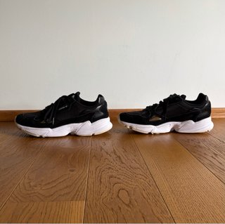 Sneakers Adidas Falcon W (nr. 43 e un terzo)