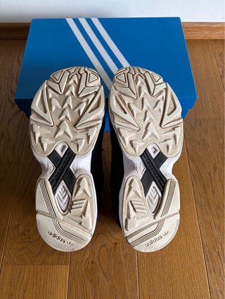 Sneakers Adidas Falcon W (nr. 43 e un terzo)