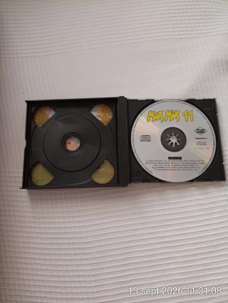 Max Mix 11 - 2 CDs  No lleva Libro y Video