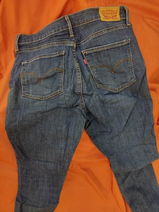 Levi's 311 skinny Talla 30 como nuevo originales