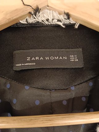 Chaqueta Zara estilo Chanel Talla M