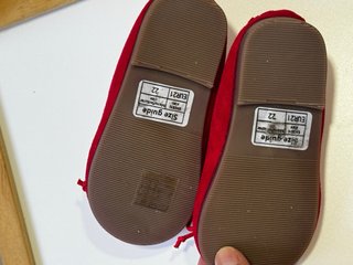 Zapatitos rojos niña lazo elástico