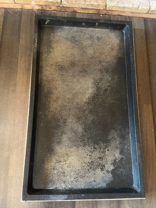 Jaula para conejo blanca y gris