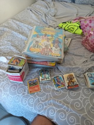 Álbumes y cromos variados