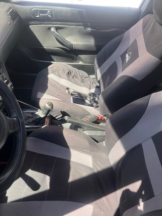 Volkswagen Golf 2004