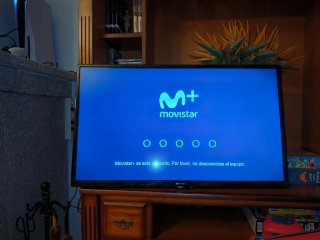 TV Movistar 40 Negra