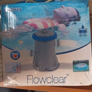 Piscina Bestway Steel Pro 2.59m x 1.70m