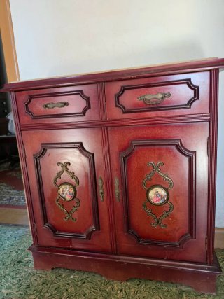 Mueble de entrada antiguo de madera y mármol