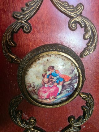 Mueble de entrada antiguo de madera y mármol