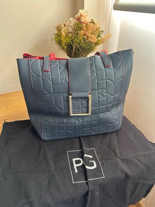 Bolso Purificación Garcia azul y rojo
