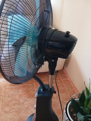 Ventilador Cecotec EnergySilence con nebulizador