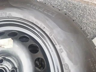VW Tiguan 2008-2016 215 65 R16 rueda completa