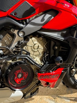 Ducati Streetfighter V4 S 2024