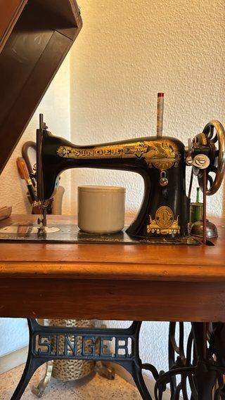 Máquina de coser Singer antigua