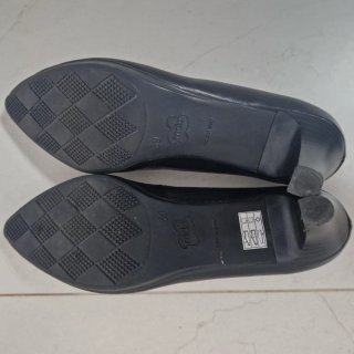 Zapatos MDB Piel Negros. Talla 39