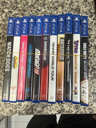 Lote 10 Giochi PS4: Watch Dogs, MotoGP 19, Spyro..