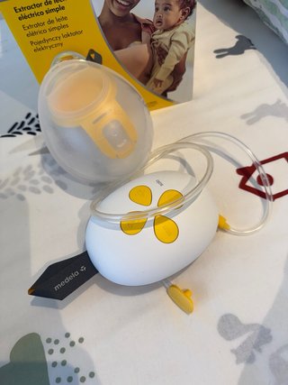 Medela Extractor de Leche Simple Hands-free