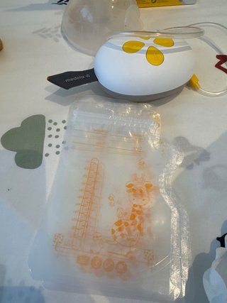 Medela Extractor de Leche Simple Hands-free