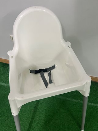 Trona infantil blanca
