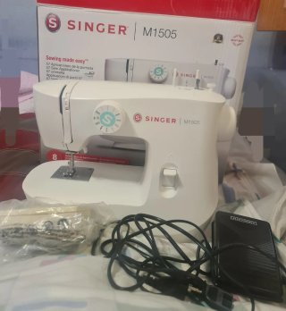 Máquina de coser Singer M1505