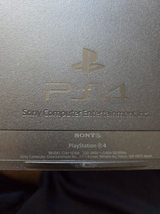 PS4 500 GB + 2 mandos DualShock 4 — CUH-1216A