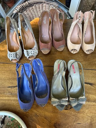 Lote 1 de 5 pares de zapatos de mujer