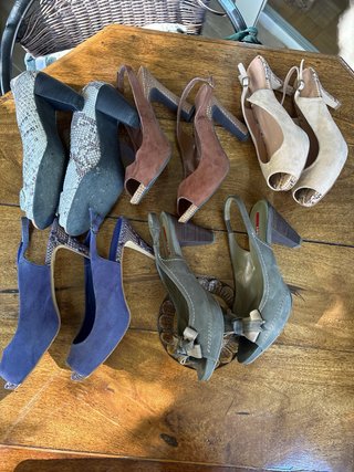 Lote 1 de 5 pares de zapatos de mujer