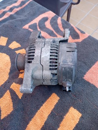 Alternador Nissan Micra MK1