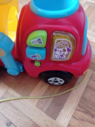 Camión de juguete infantil
