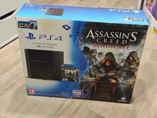 CAJA PlayStation 4 1TB Assassin's Creed