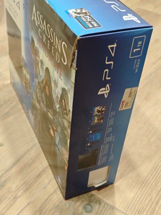 CAJA PlayStation 4 1TB Assassin's Creed