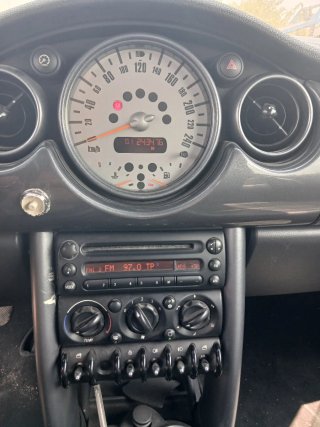 MINI CABRIO COOPER