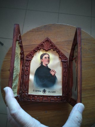 Cuadro Tríptico Santa Gemma Madera, CON LA ORACIÓN