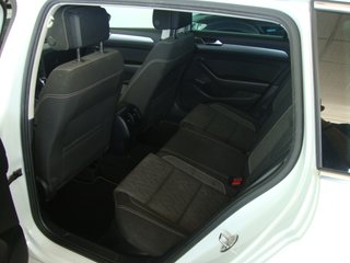 Volkswagen Passat 2023