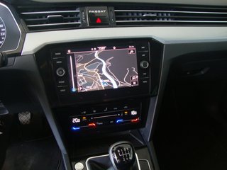Volkswagen Passat 2023