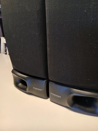 Altavoces Pioneer 80W Negros